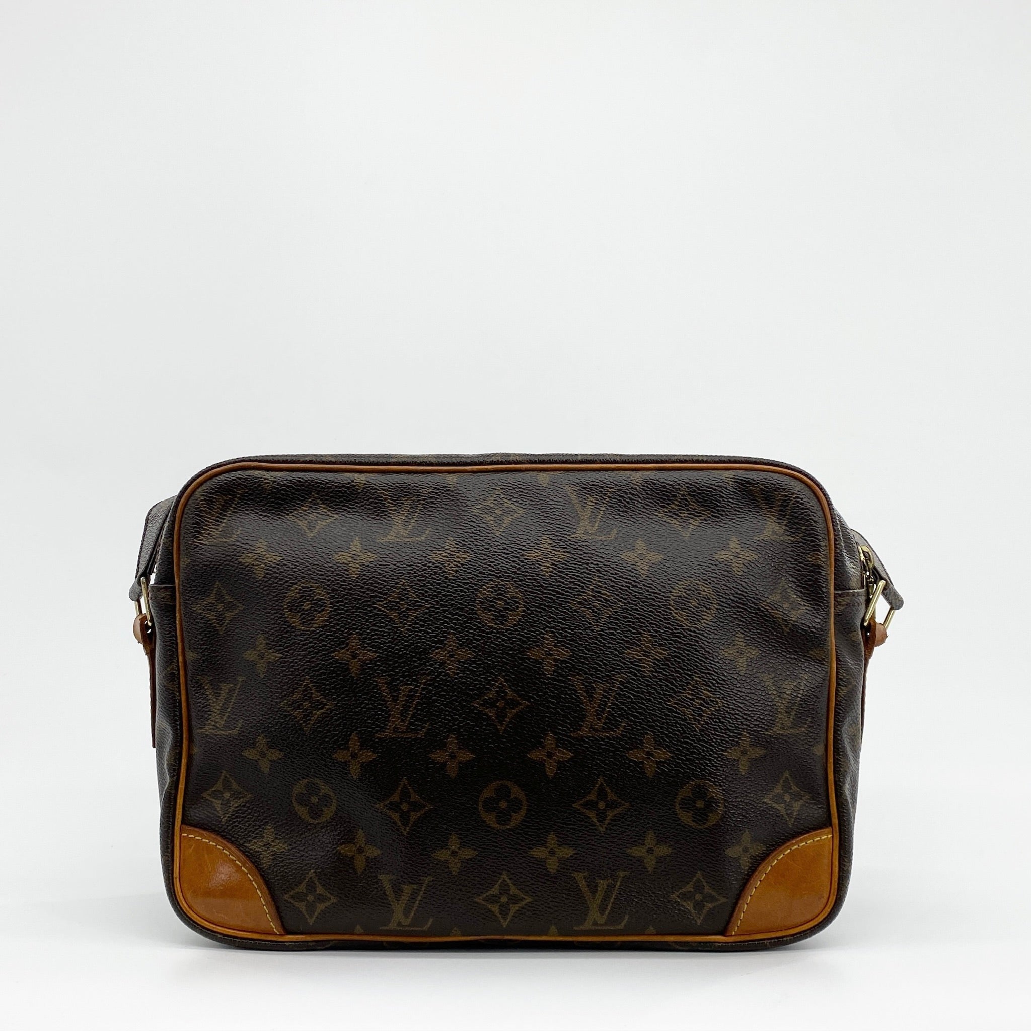 Nile MM Crossbody Bag