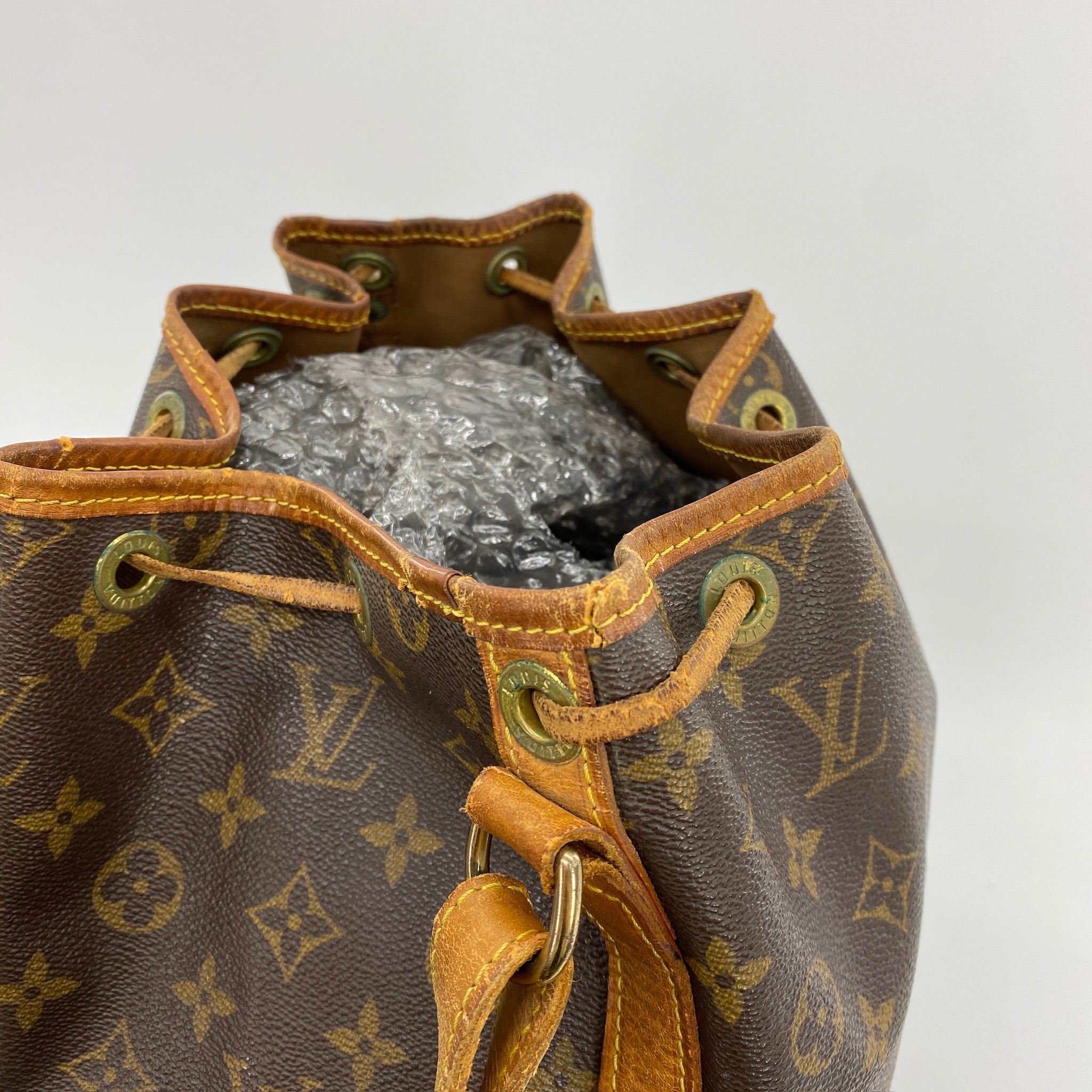 Noe Monogram Canvas Bag