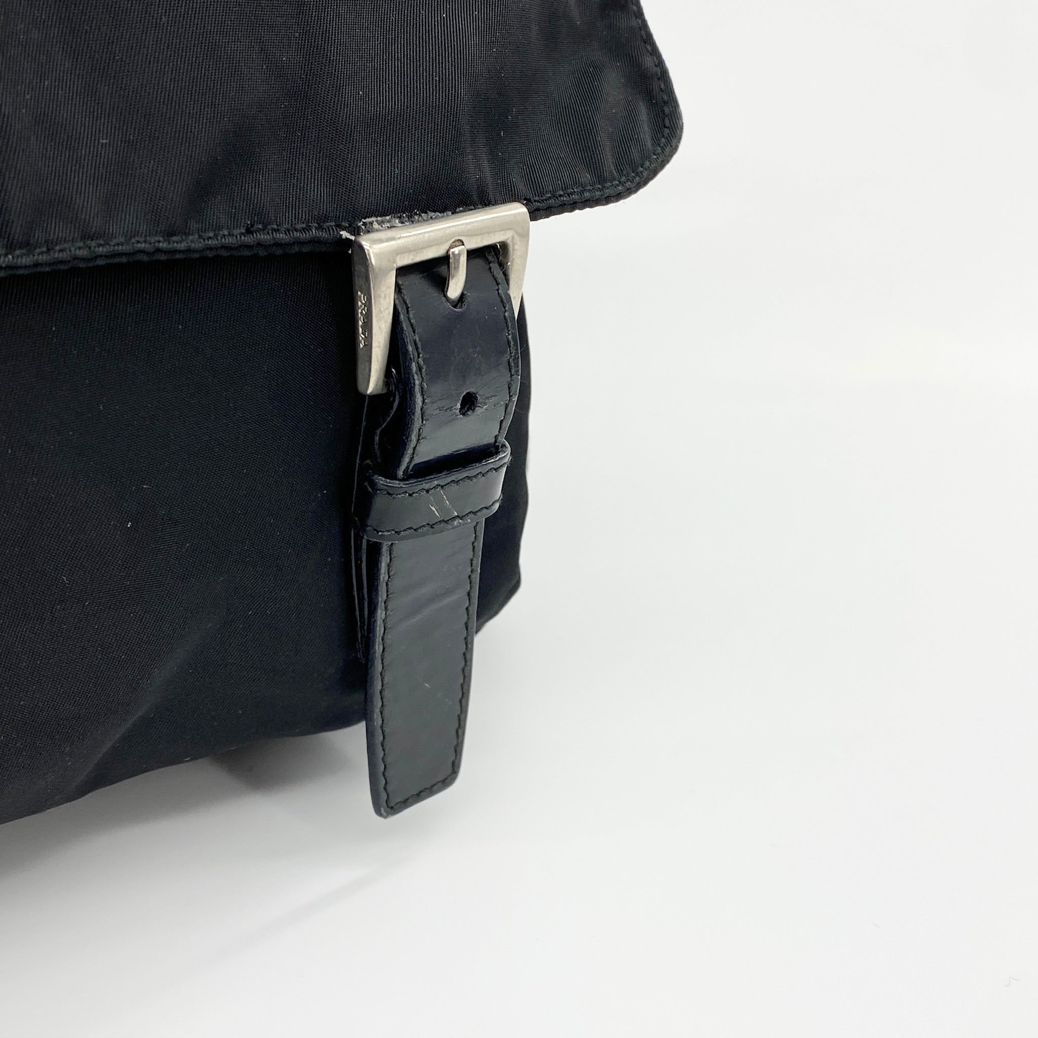 Nylon Messenger Medium Crossbody Black