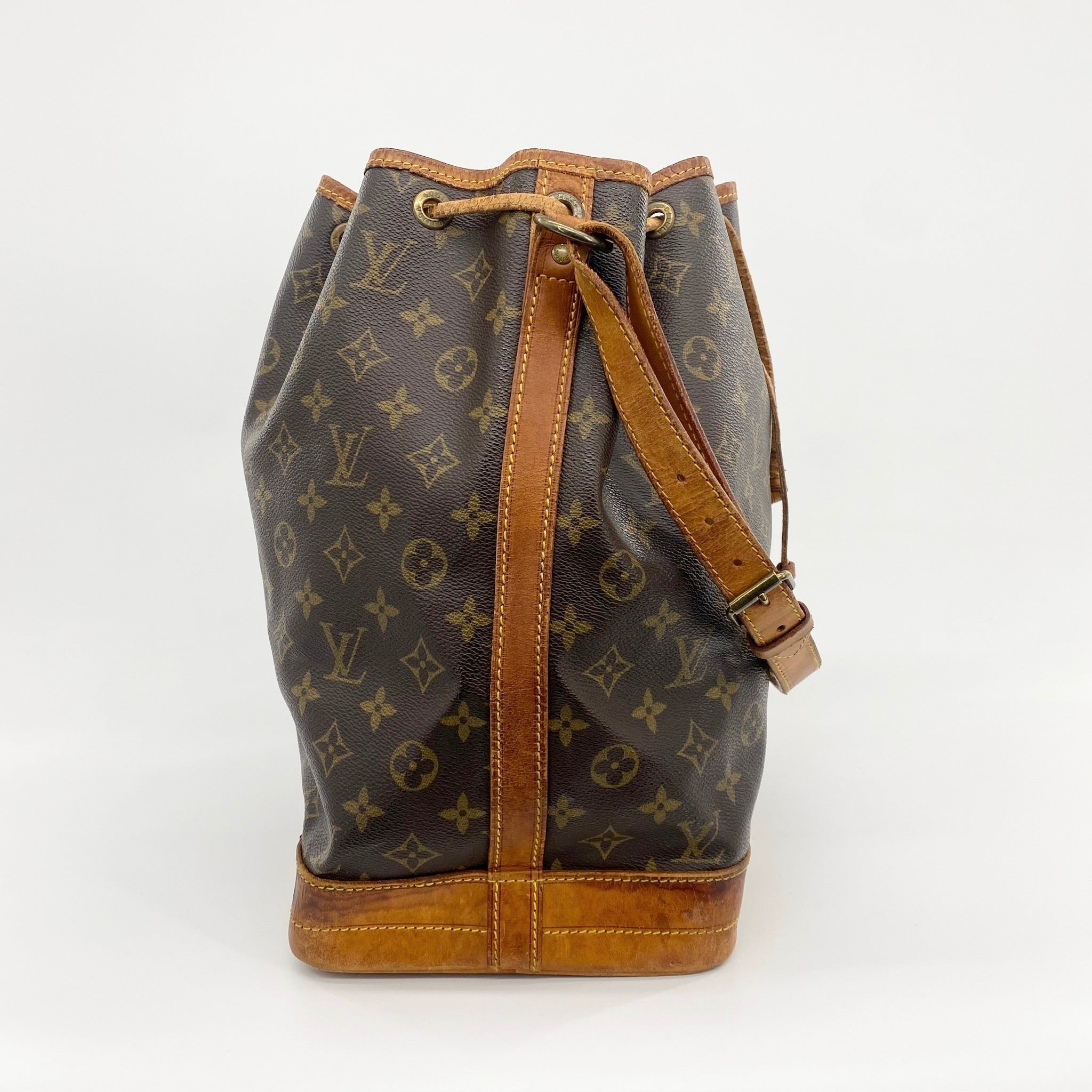 Noe Monogram Canvas Bag