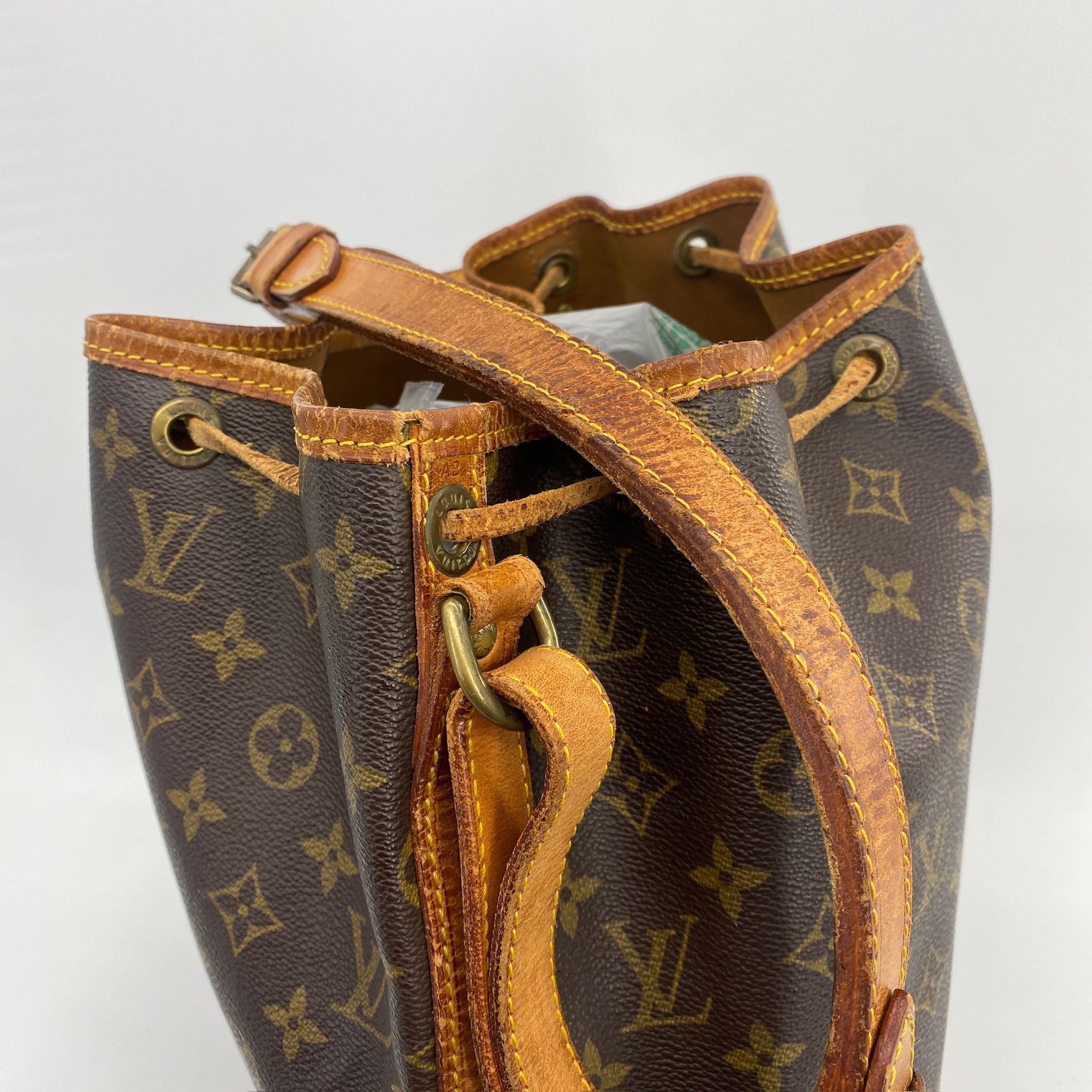 Noe Monogram Canvas Bag