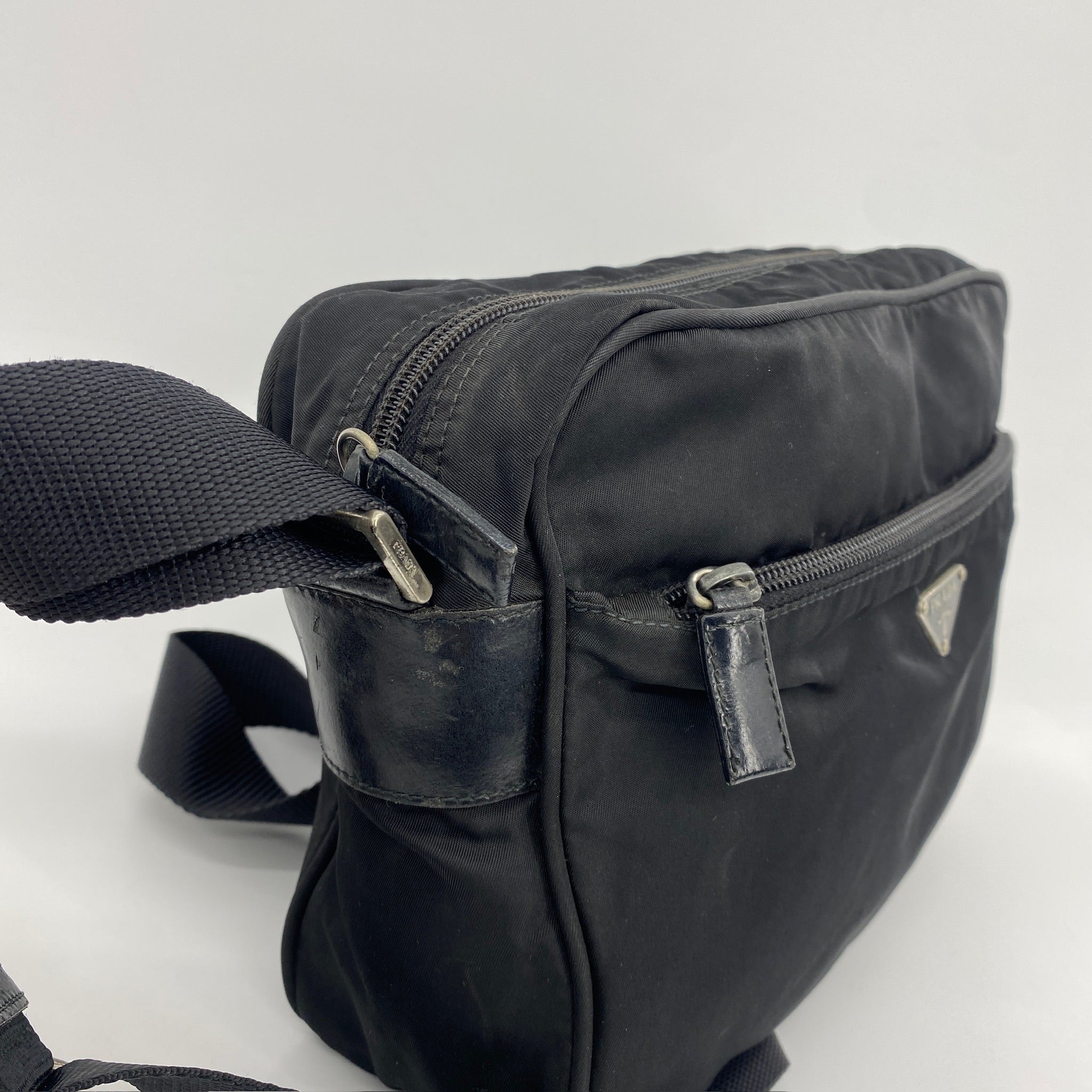 Nylon Camera Crossbody Black