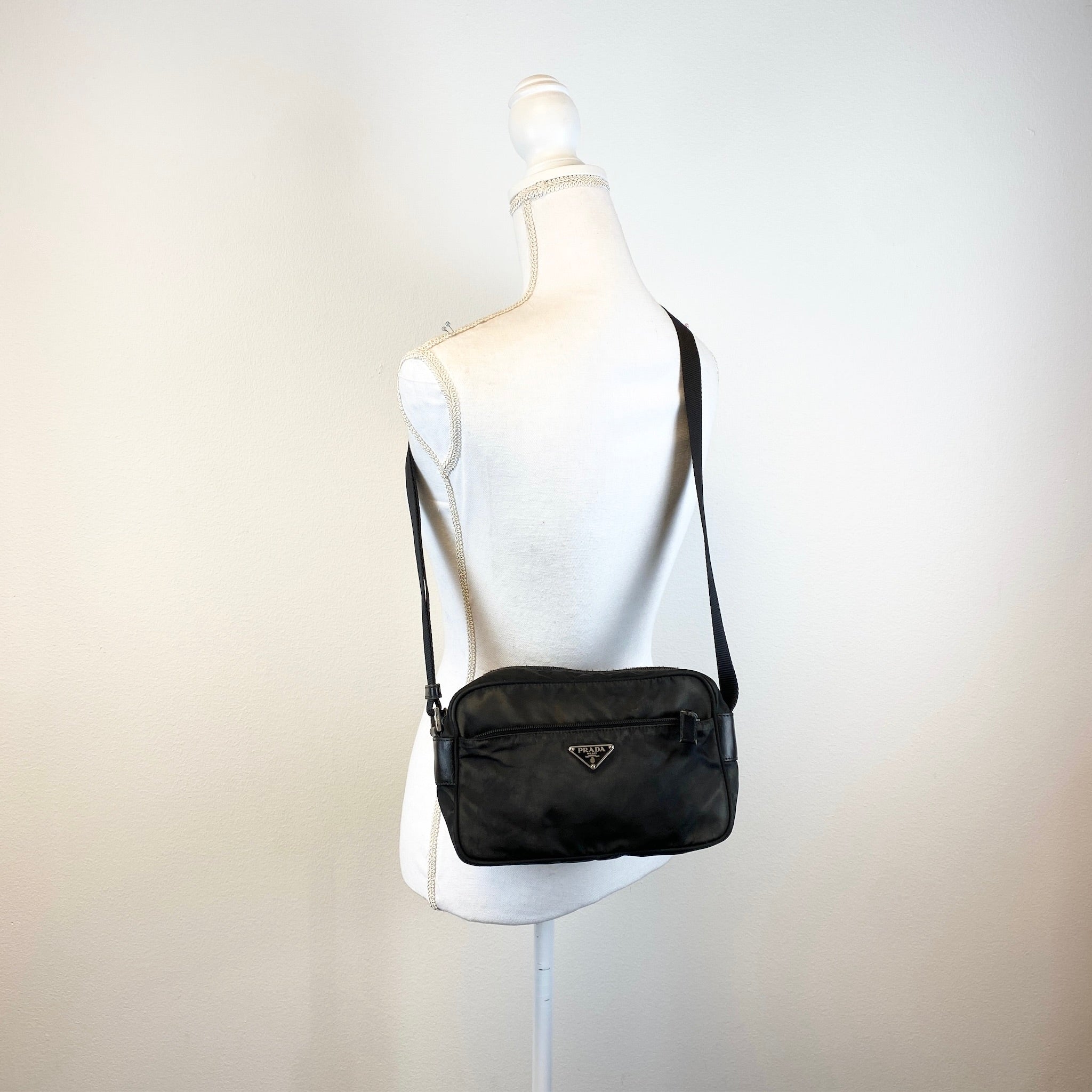 Nylon Camera Crossbody Small Black