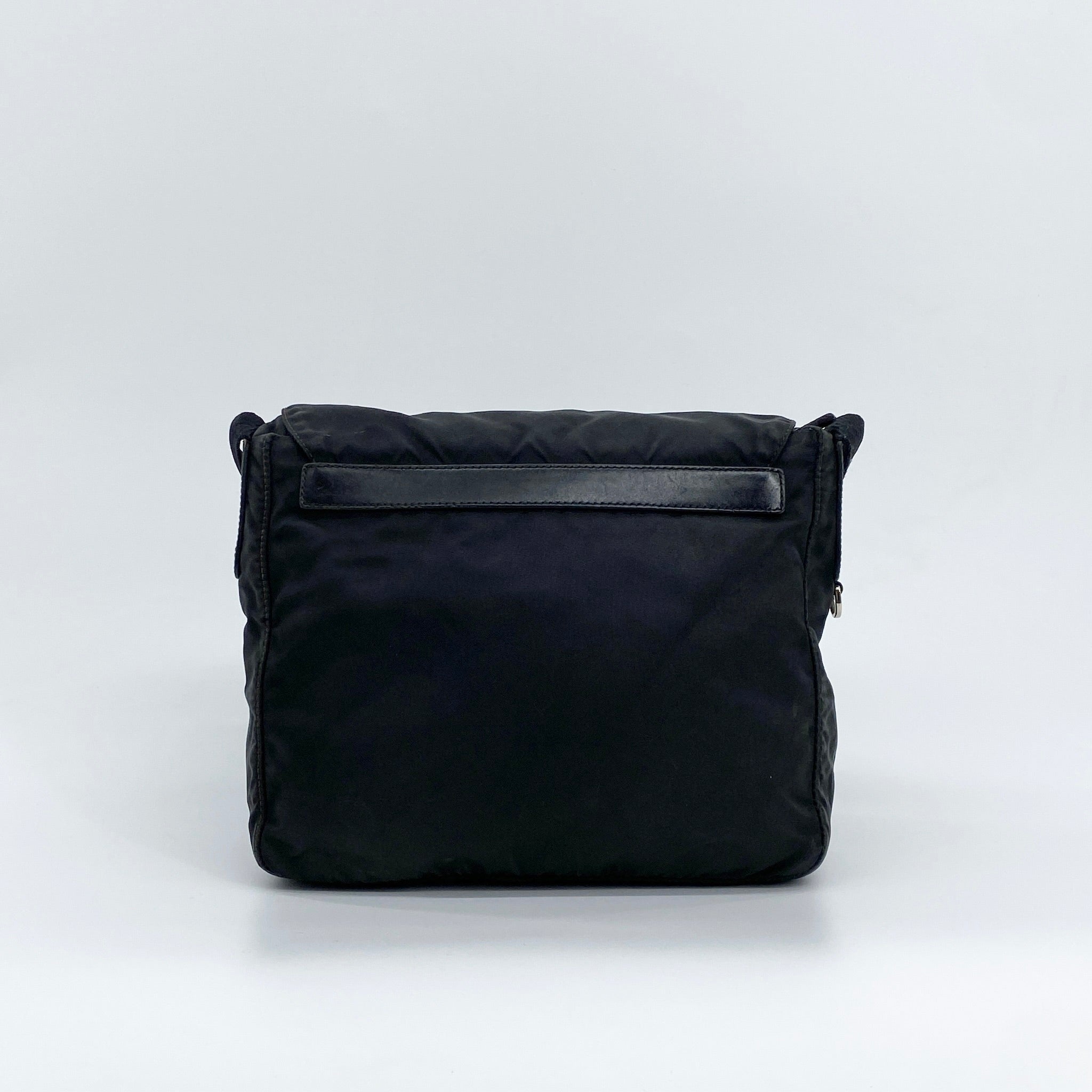 Messenger Small Crossbody Black