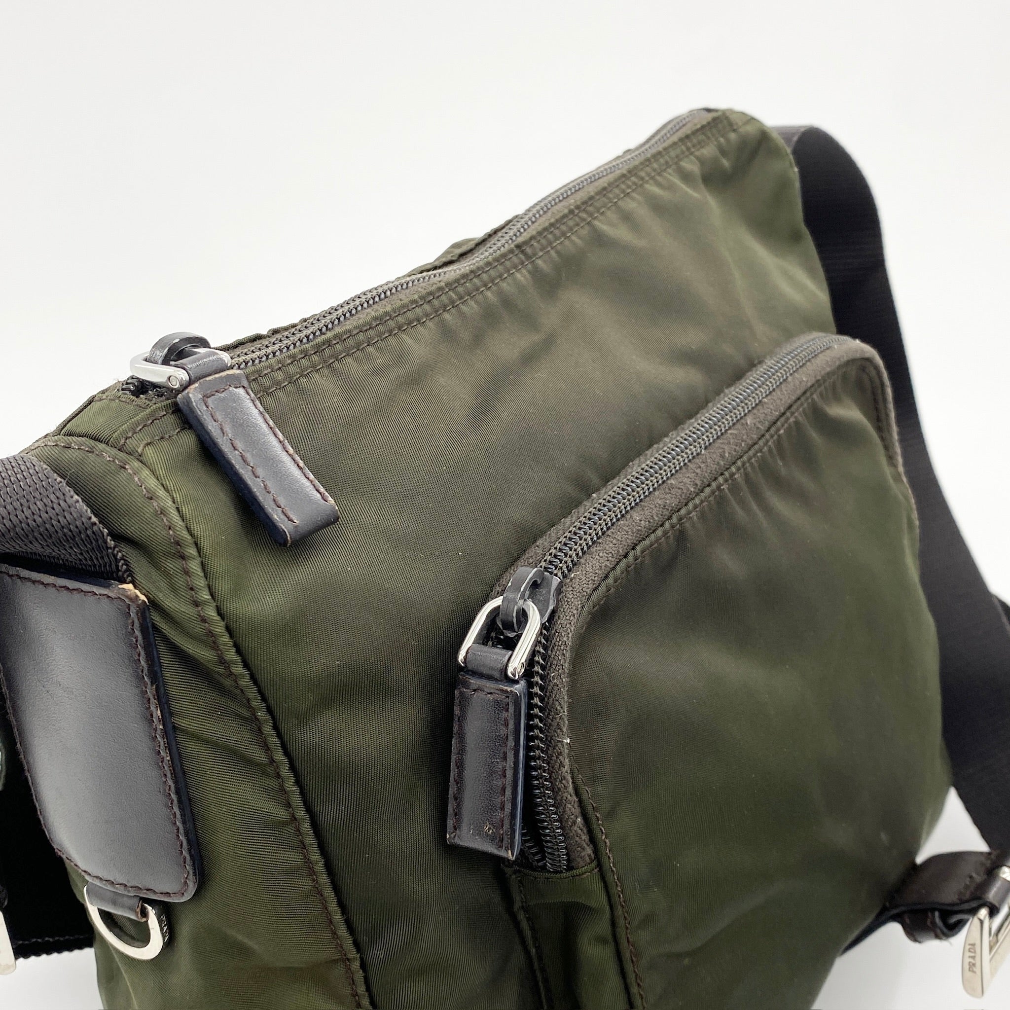 Messenger Small Crossbody Dark Green