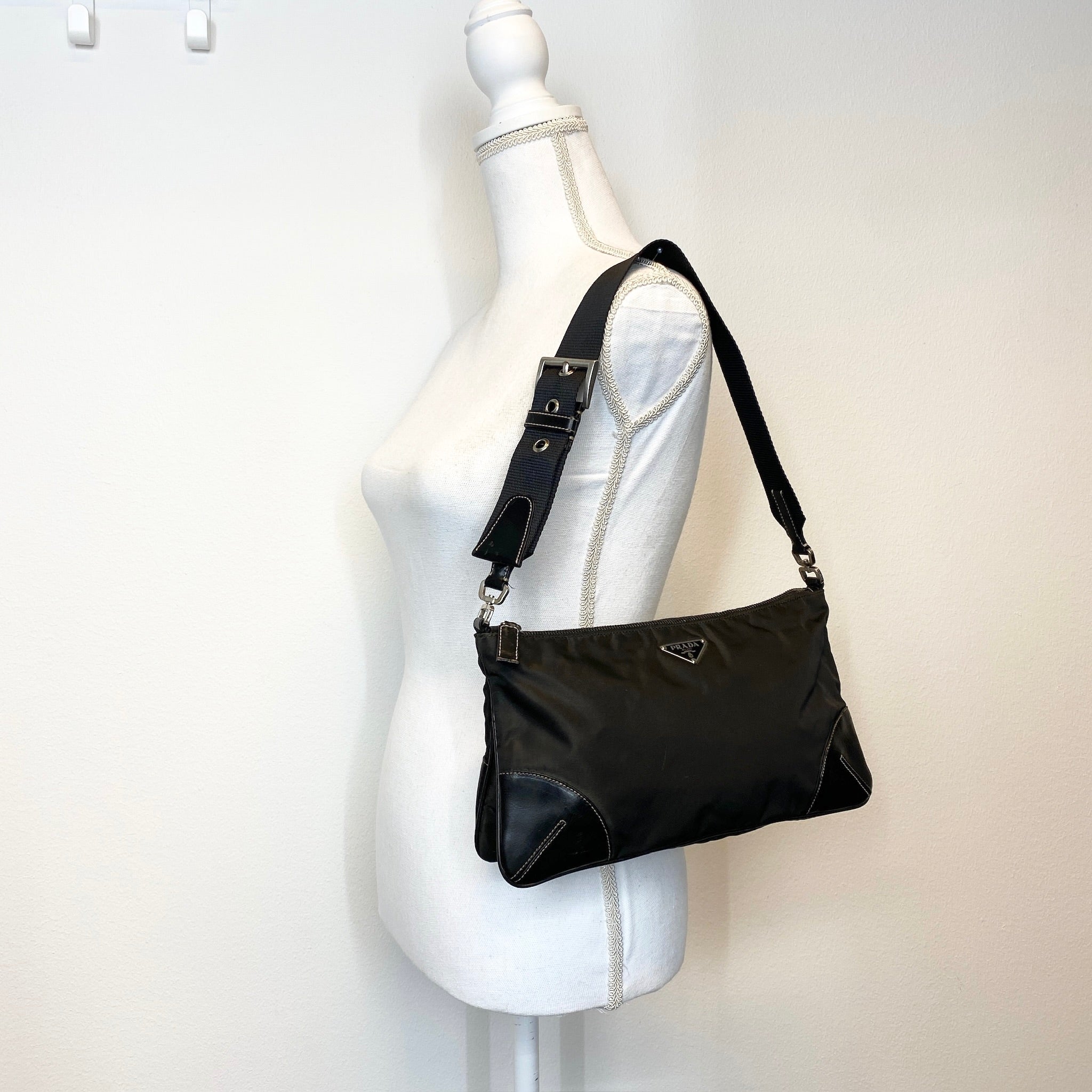 Nylon Leather Shoulder Bag Black