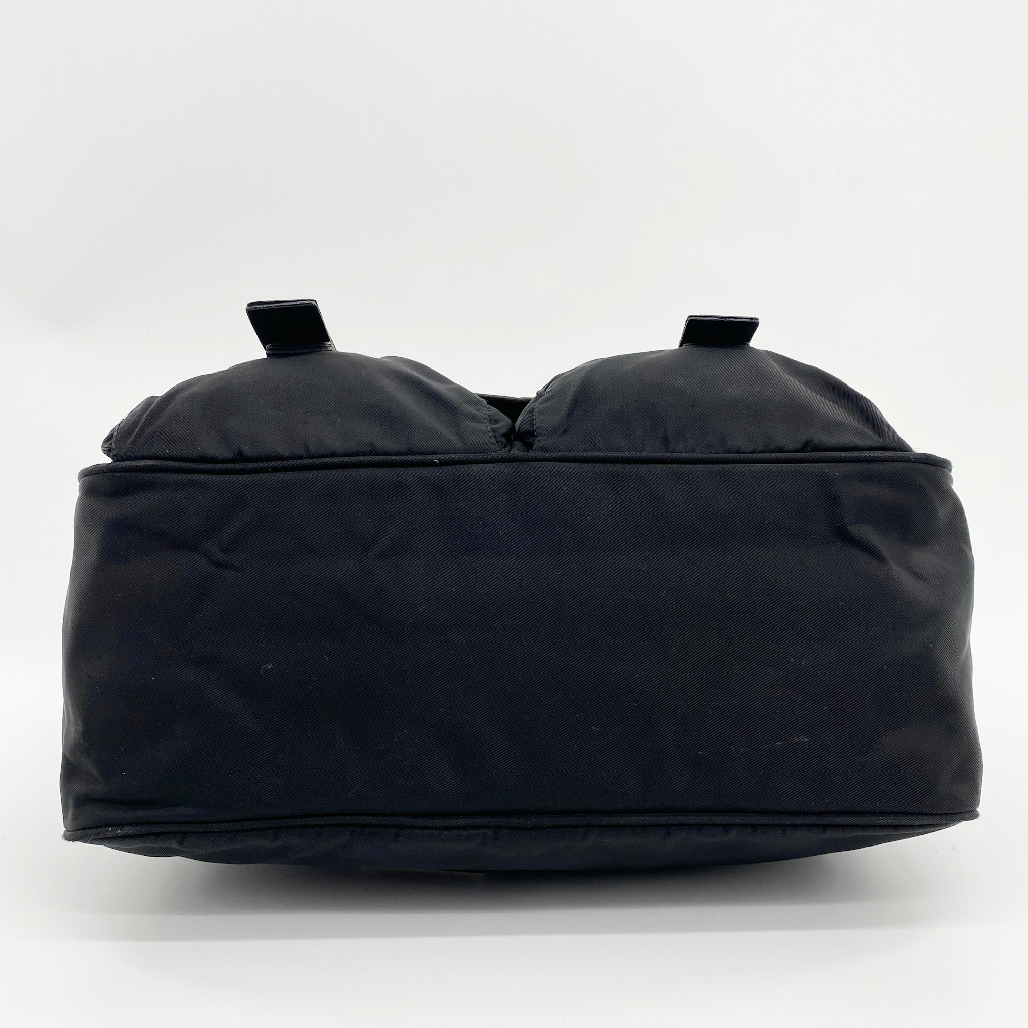 Nylon Messenger Medium Crossbody Black