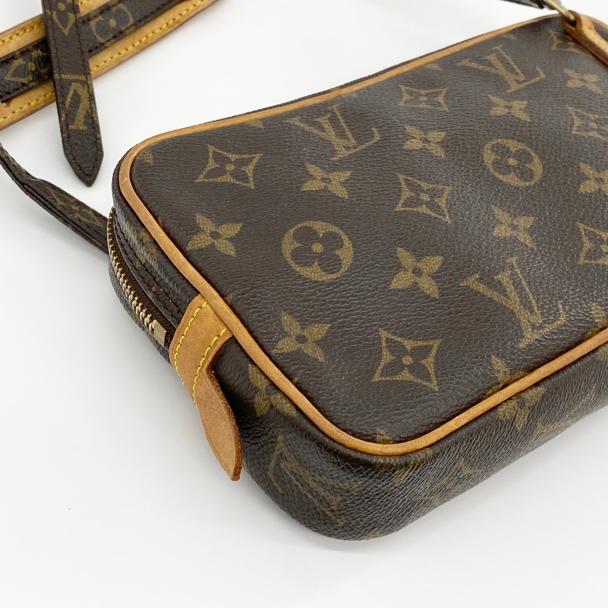 Marly Bandouliere Pochette Crossbody Bag - Vintage Luxuries
