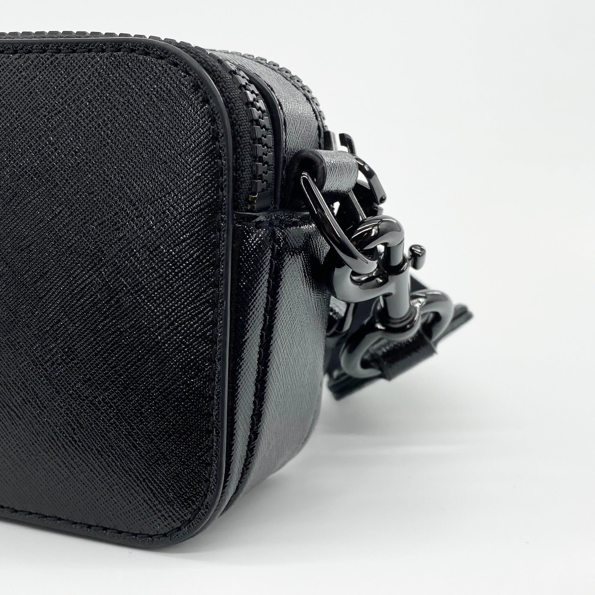 Snapshot Logo Bag Black - Vintage Luxuries