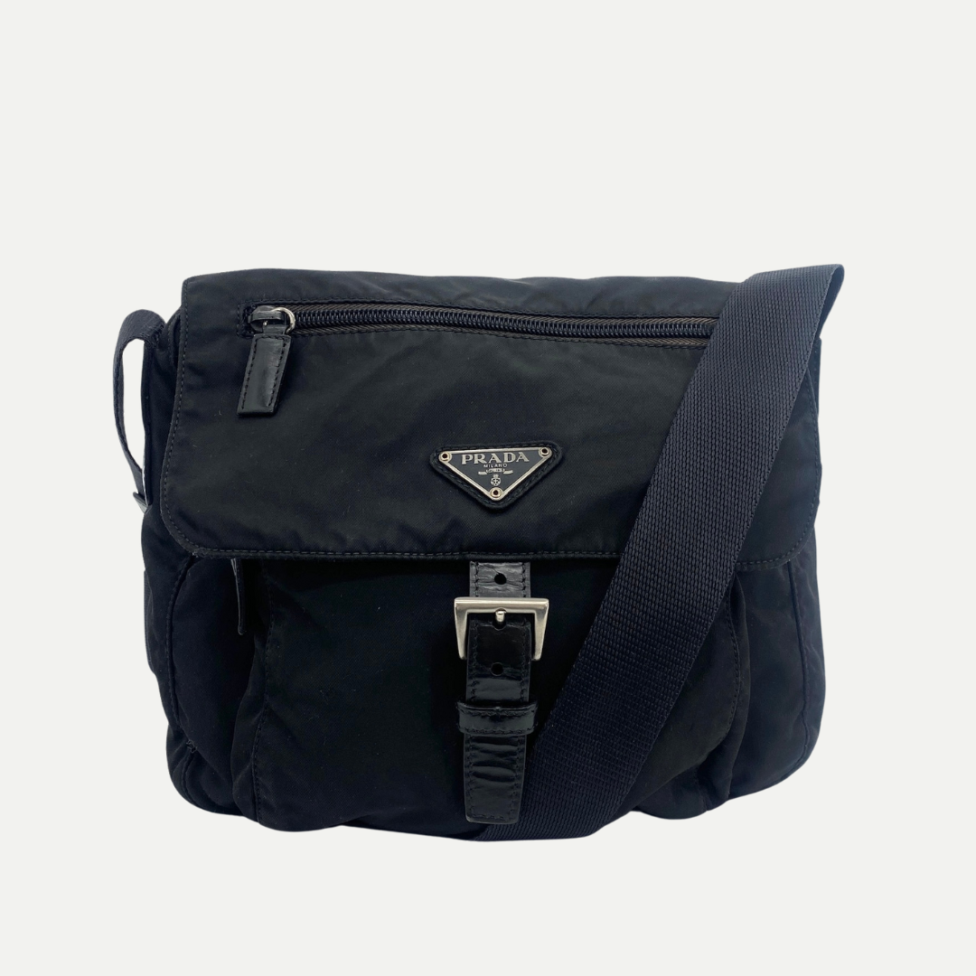 Messenger Small Crossbody Black